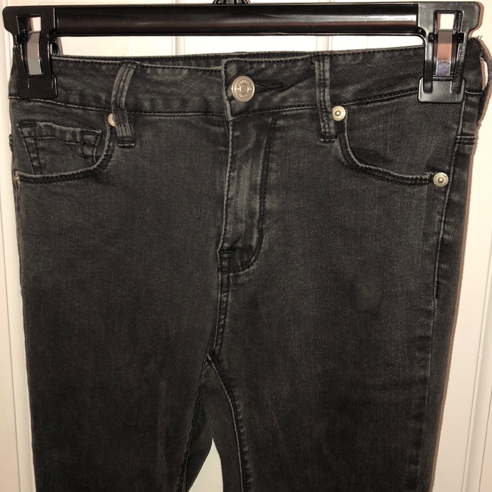 Black skinny jeans